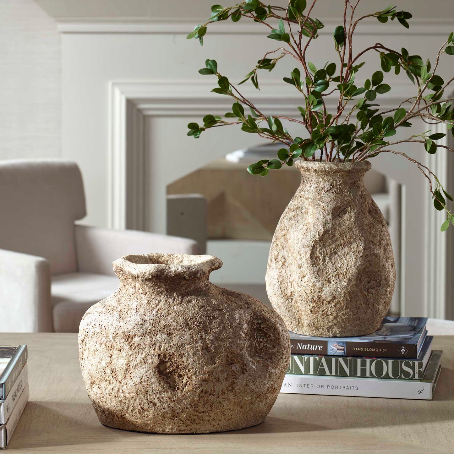 Ancient Echos Vases Set/2